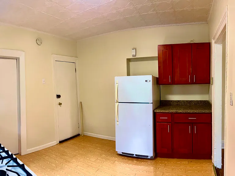 70 Nevins St #5 — Photo 18