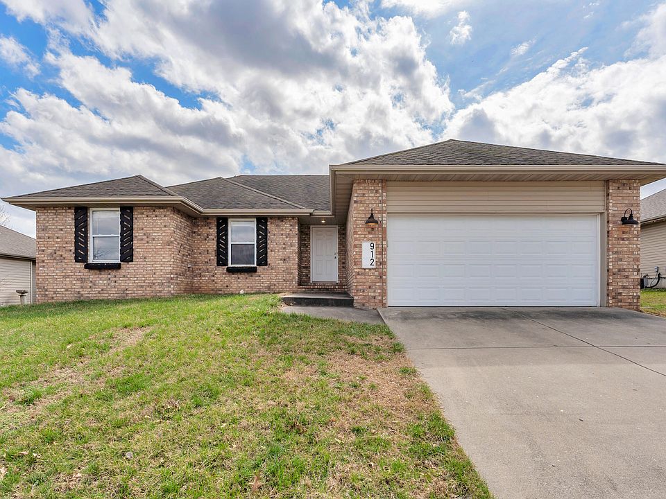 1st image of 912 Wesley Avenue