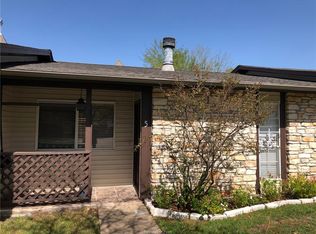 2100 Windsor Dr APT 5, Bryan, TX 77802