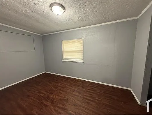 452 Bluff Dr — Photo 4