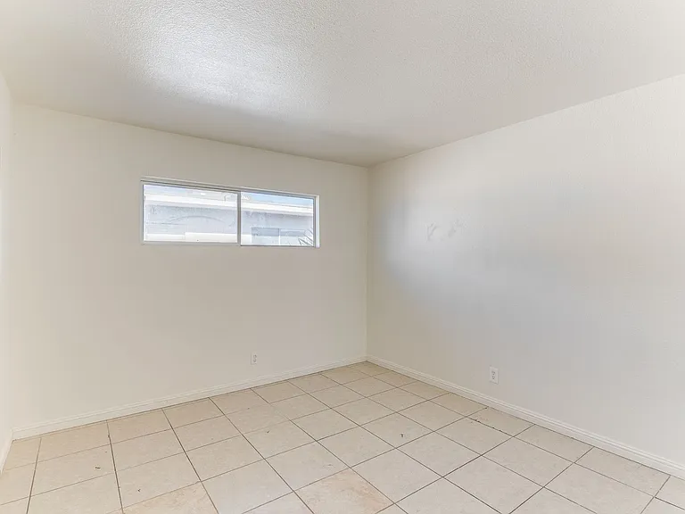 3370 Athens St #4 — Photo 10