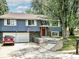 6423 S 137th St, Omaha, NE 68137