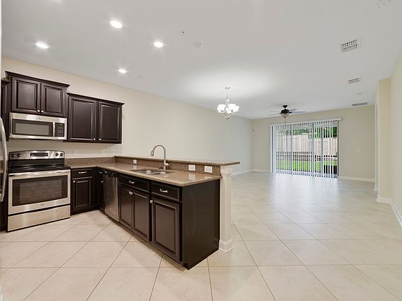 4th image of 1215 Long Cove Loop