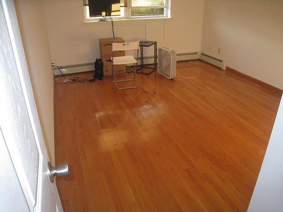 3rd image of 25-78 38th St #4FF