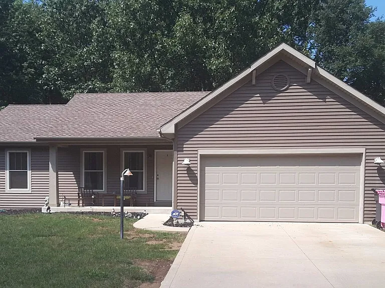 30185 Holben Woods Ln — Photo 1