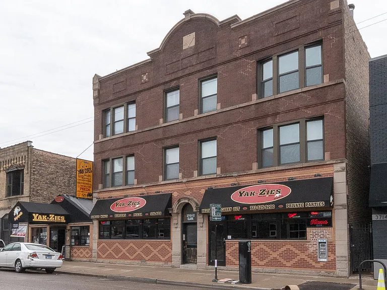 3710 N Clark St #E01P — Photo 1