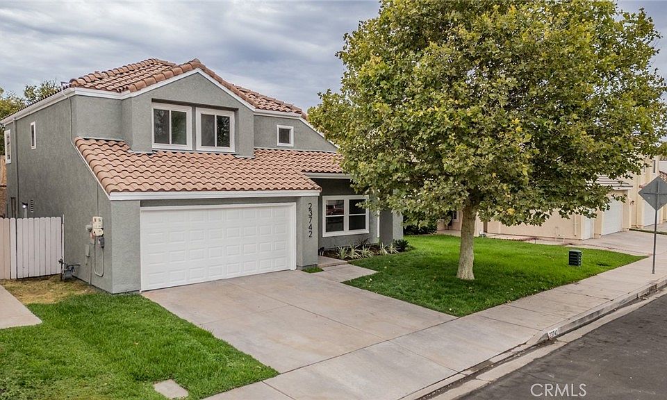 1st image of 23742 Bouquet Canyon Pl