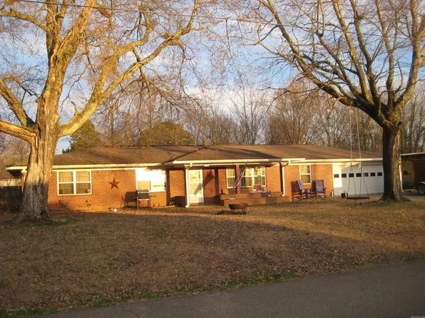 108 Eve St S, Mena, AR 71953