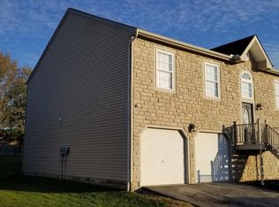 17 Danielson Cir, South Bloomfield, OH 43103
