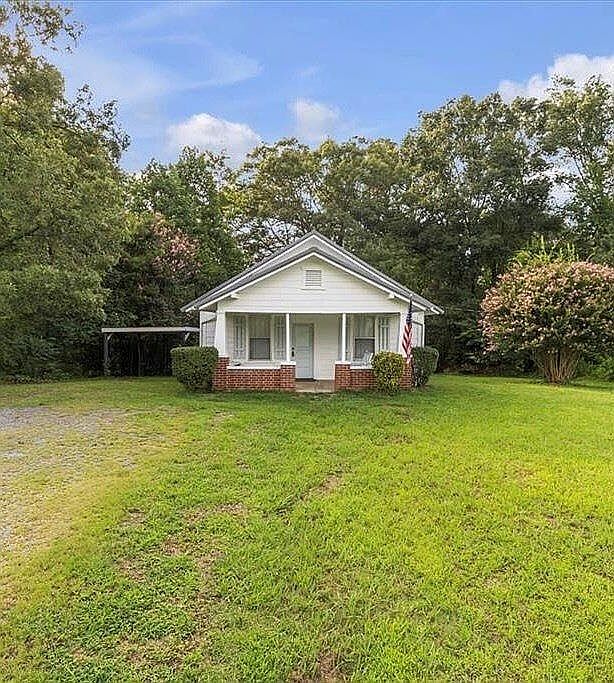 1st image of 1643 Sugar Creek Rd