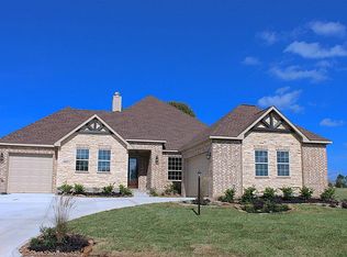 209 Palais Verde Rd, Montgomery, TX 77356