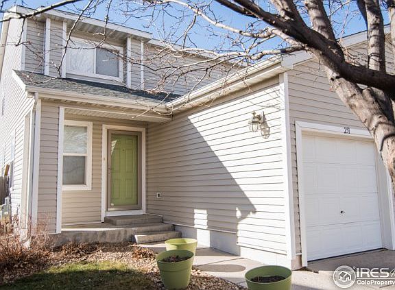 2nd image of 251 Ponderosa Pl