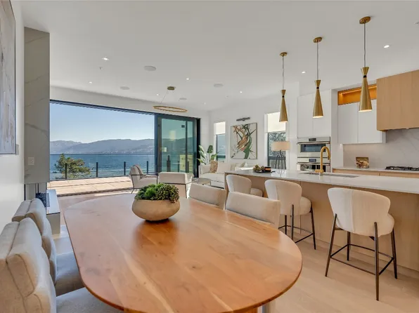 602 Lakeshore Dr W #401, Penticton, BC V2A 1B9