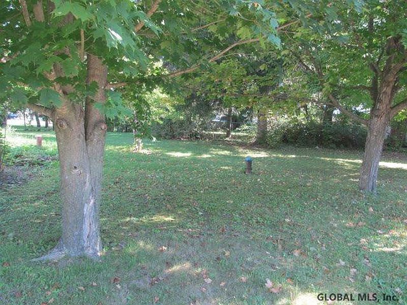 4th image of 314 SUNNYSIDE Road