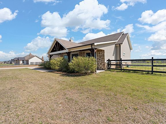 4th image of 6012 Berry Ridge Ln