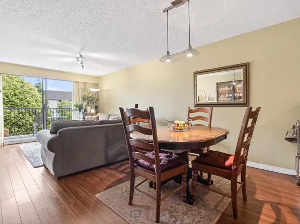 236 W 2nd St #105, North Vancouver, BC V7M 1C6
