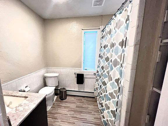 4th image of 7 Robinson St #1A