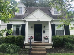 308 Iola Rd, Saint Matthews, KY 40207