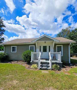 513 Rainbow Lake Rd, Boiling Springs, SC, 29316