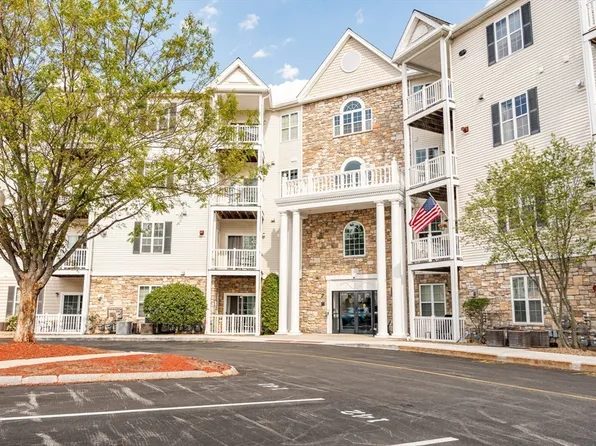 21 Hampshire Rd APT 312, Methuen, MA 01844