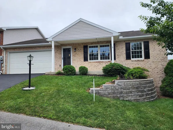 161 Elderberry Spring Ct, Waynesboro, PA 17268