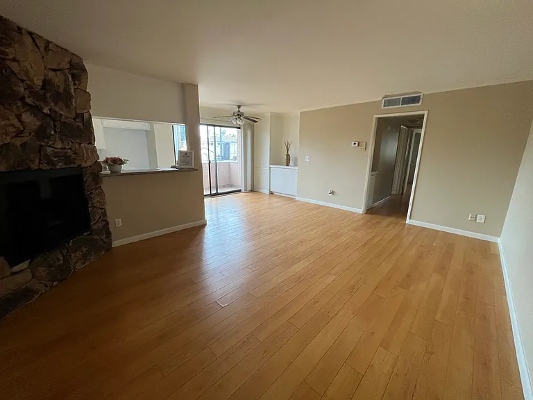 14157 Vanowen St #101 — Photo 11