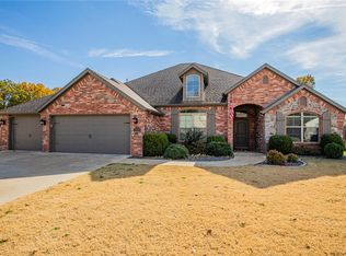 1320 Quailridge Way, Bentonville, AR 72713