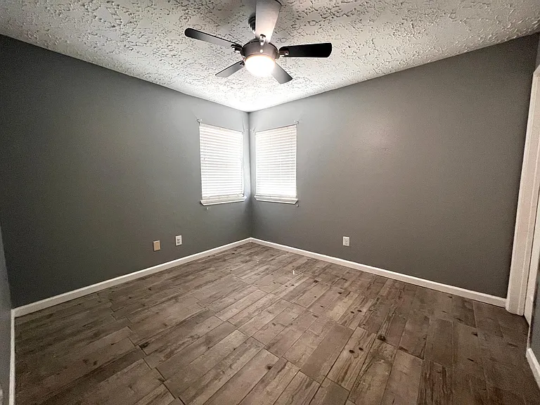 20011 River Brook Dr — Photo 20
