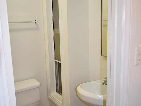 3rd image of 1411 Toberman St APT 206