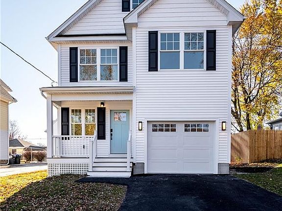 4th image of 14 Ravenswood Ave