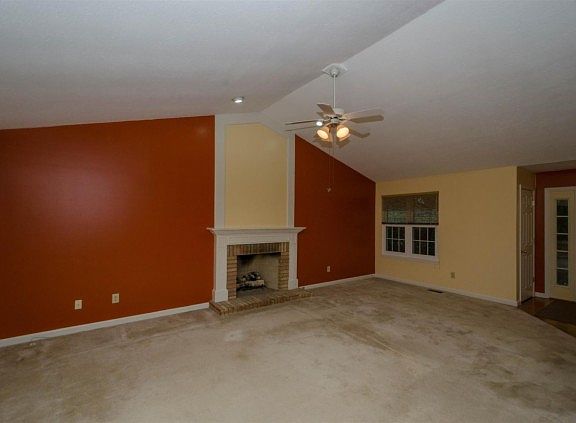 5th image of 6518 Lakewood Dr