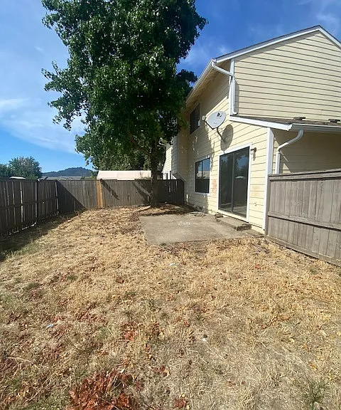 12 Kari Pl — Photo 27