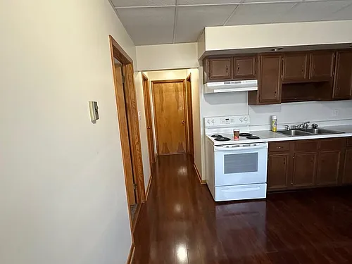111 Sunbury St #1 Photo 1