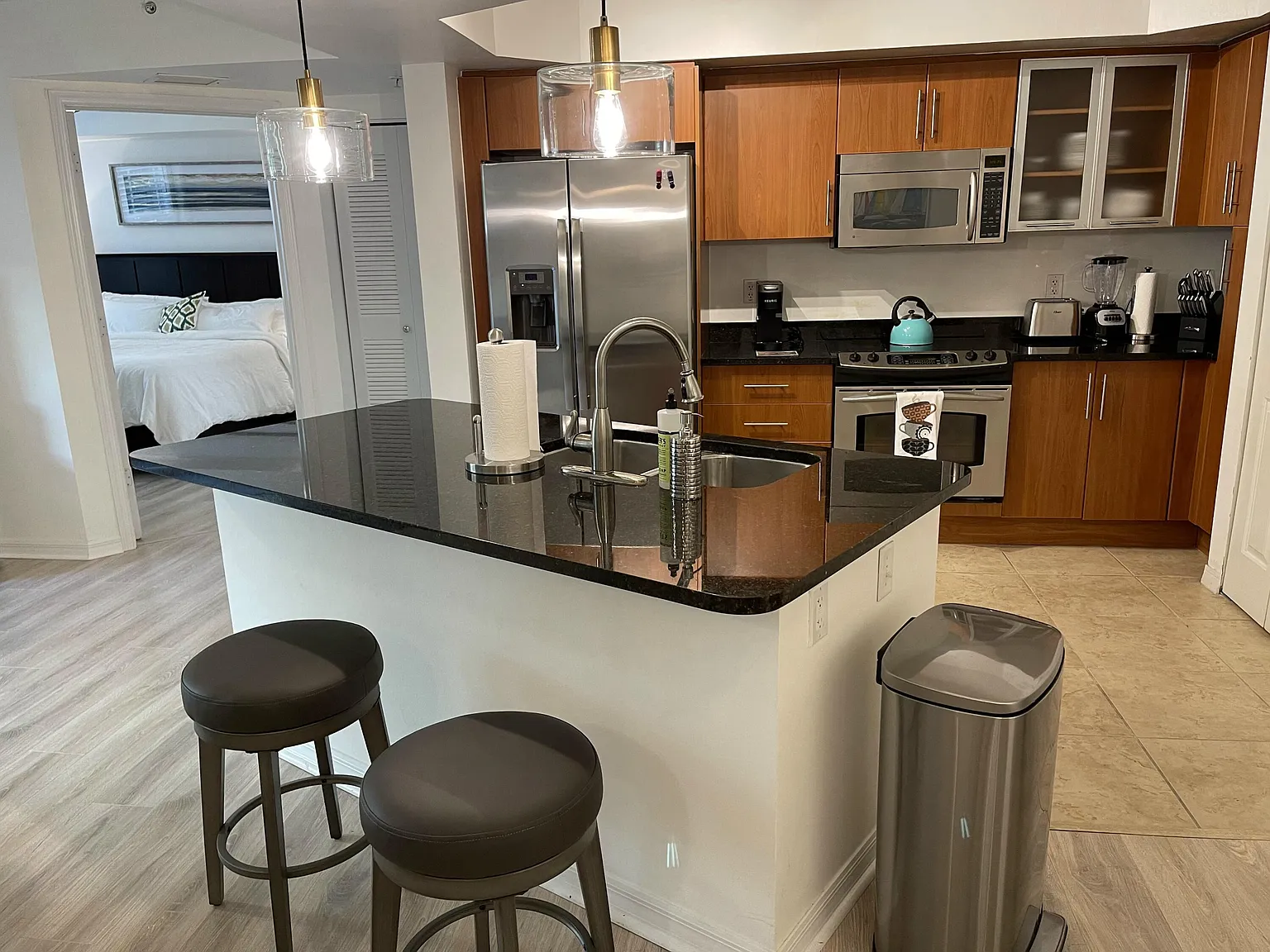 2 bed, 2.0 bath, 1118 sqft, $2,995 — Photo 3