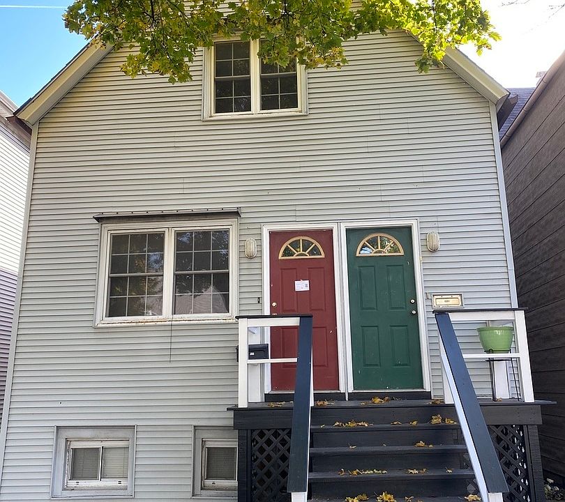 1st image of 1745 W Newport Ave