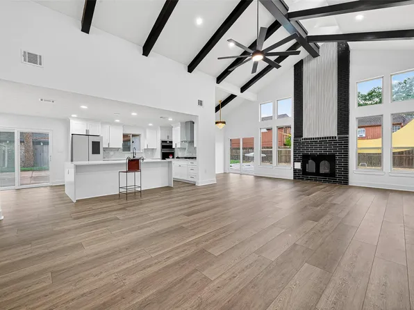 3006 Golden Hills Ln, Missouri City, TX 77459