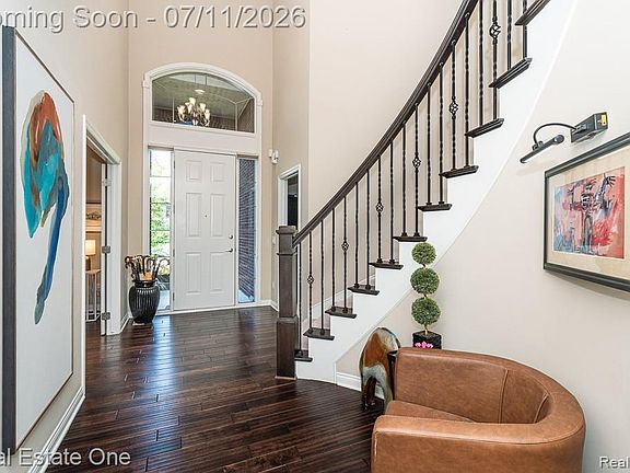 3rd image of 1067 Newgate Ct