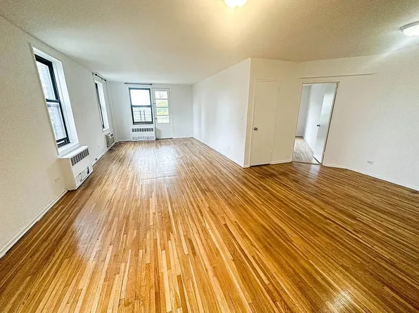 100-25 Queens Blvd #6H, Forest Hills, NY 11375