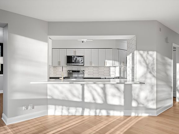 Kitchen island facing the living room