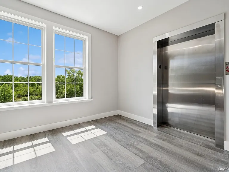 153 Greenwich Ave #201 — Photo 27