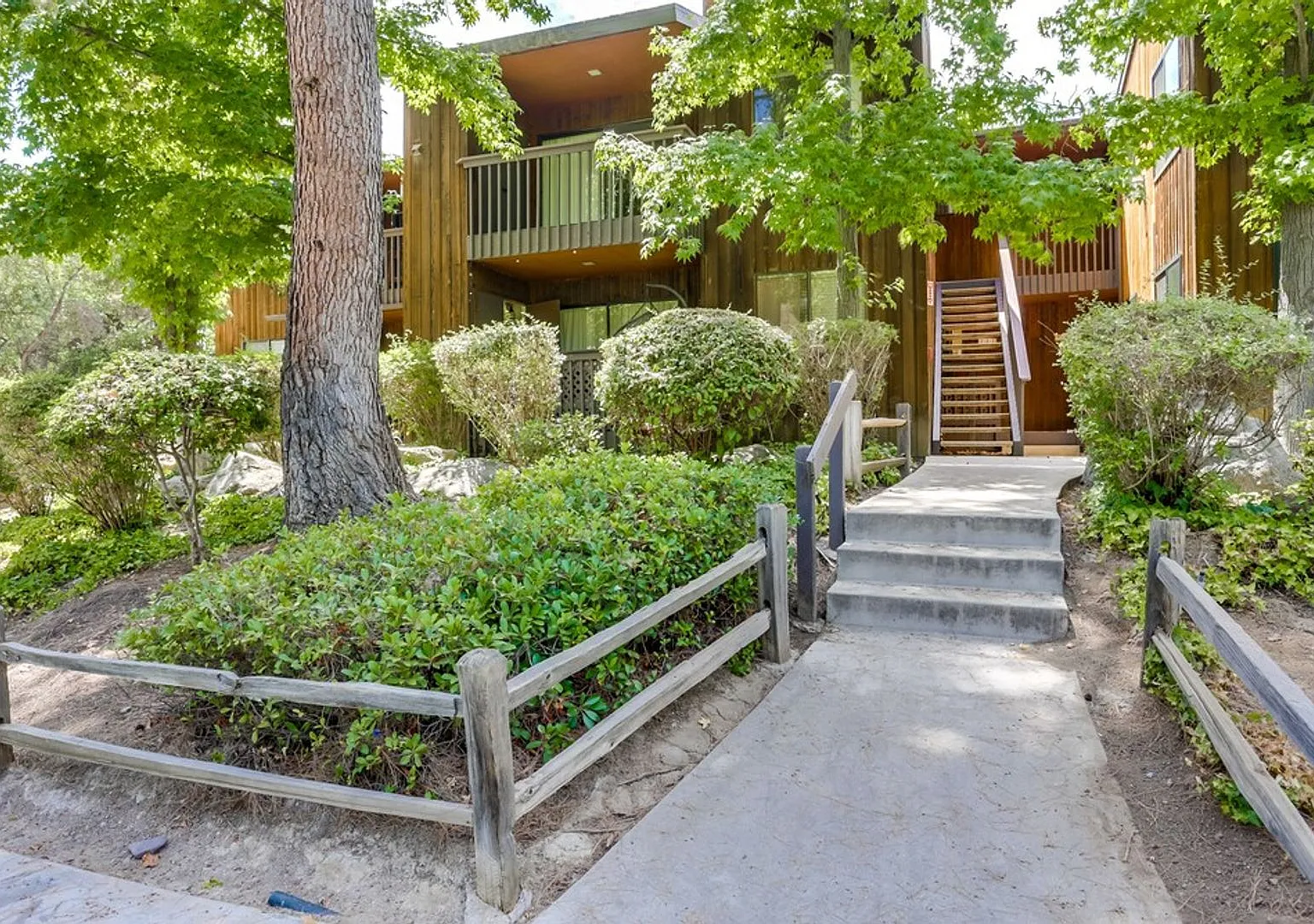 Great Alpine Rental — Photo 2