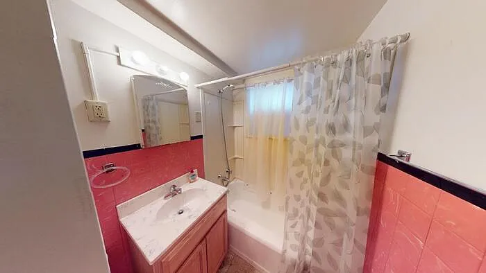 222 N 12th St #2 — Photo 8