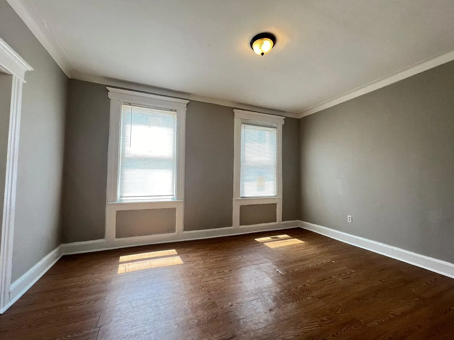 2 bed, 800 sqft, $1,749 — Photo 3