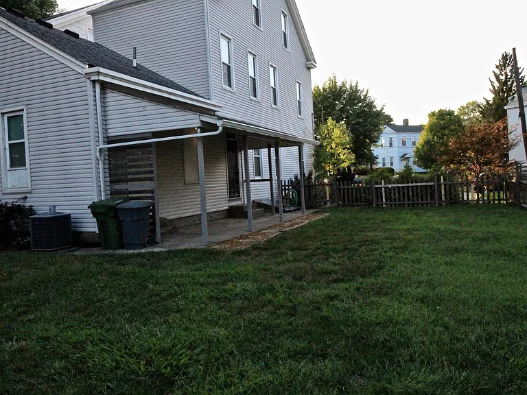 4536 Leo St — Photo 9