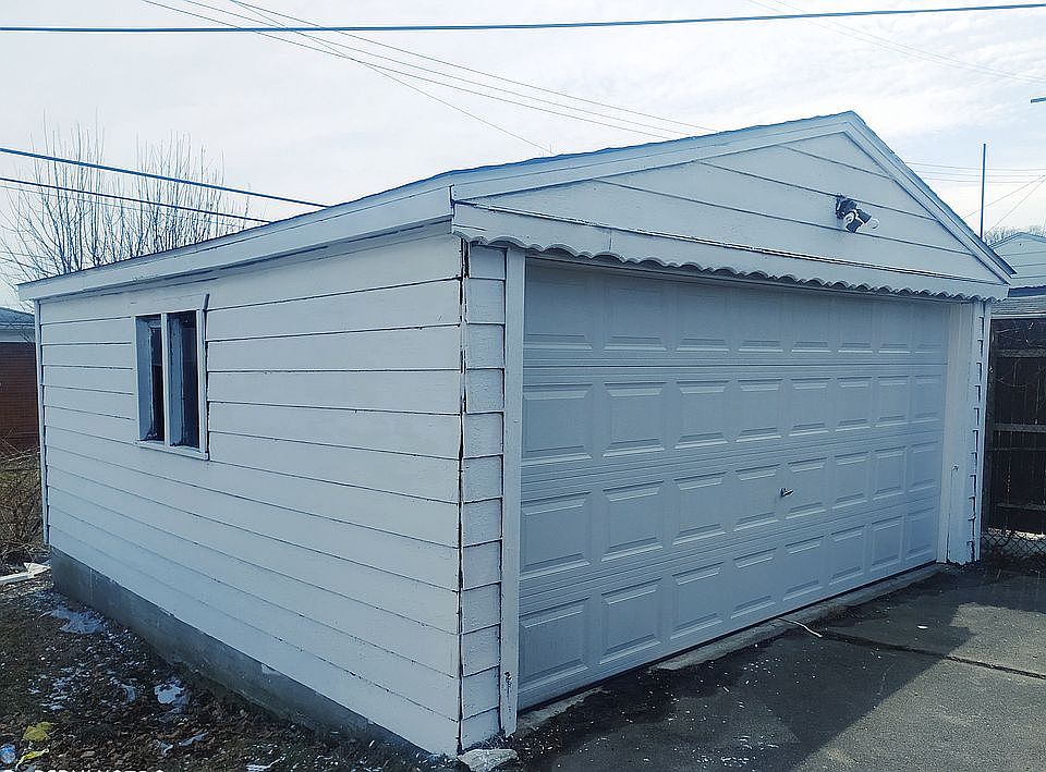 2nd image of 12090 Moenart St