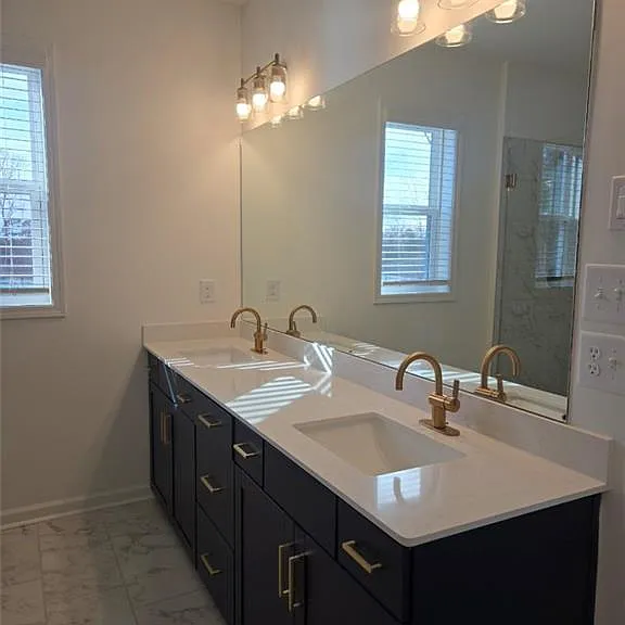 6009 Haviland Aly — Photo 14