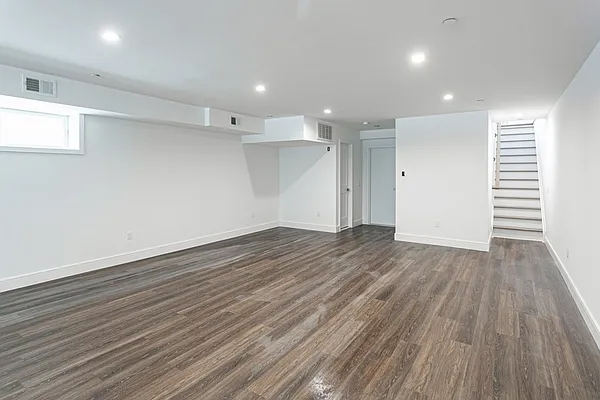 Sold by Jabour Realty Company | media 20