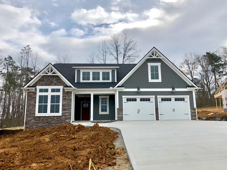 1st image of 2290 Clearmill Dr
