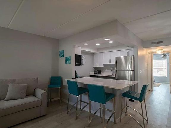 2nd image of 12760 Indian Rocks Rd APT 1017