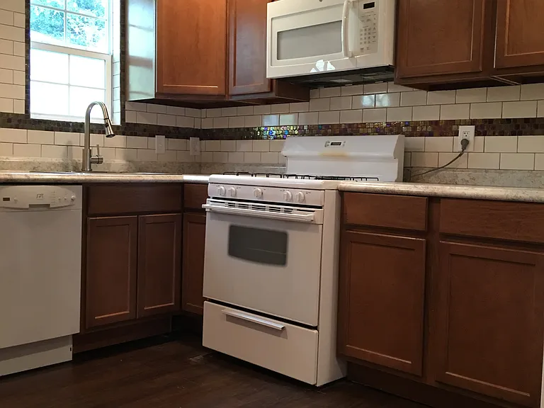 509 S Fannin St — Photo 9